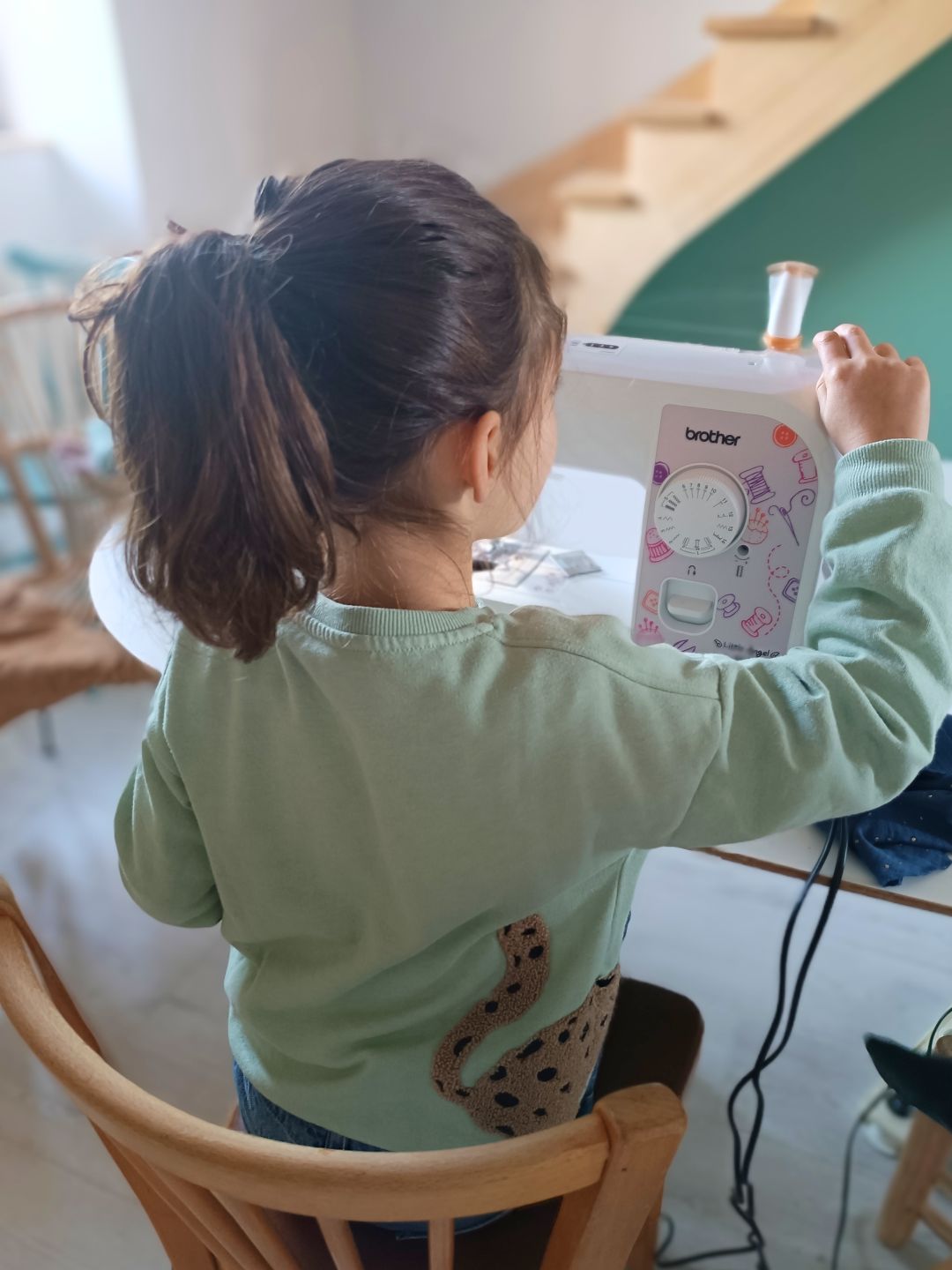 Apprendre à coudre devient un jeu d'enfant !